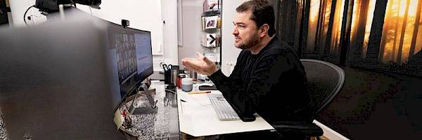 Ricardo Vargas at his desk